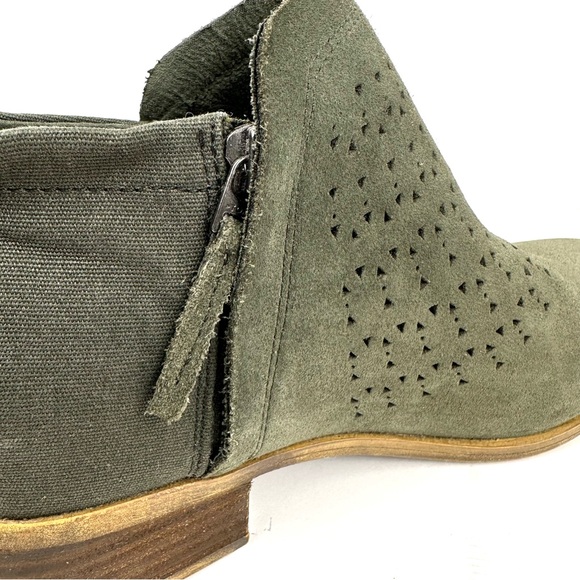 TOMS Deia Forest Suede Leather Perforated Ankle Bootie Size 7 - Picture 8 of 15